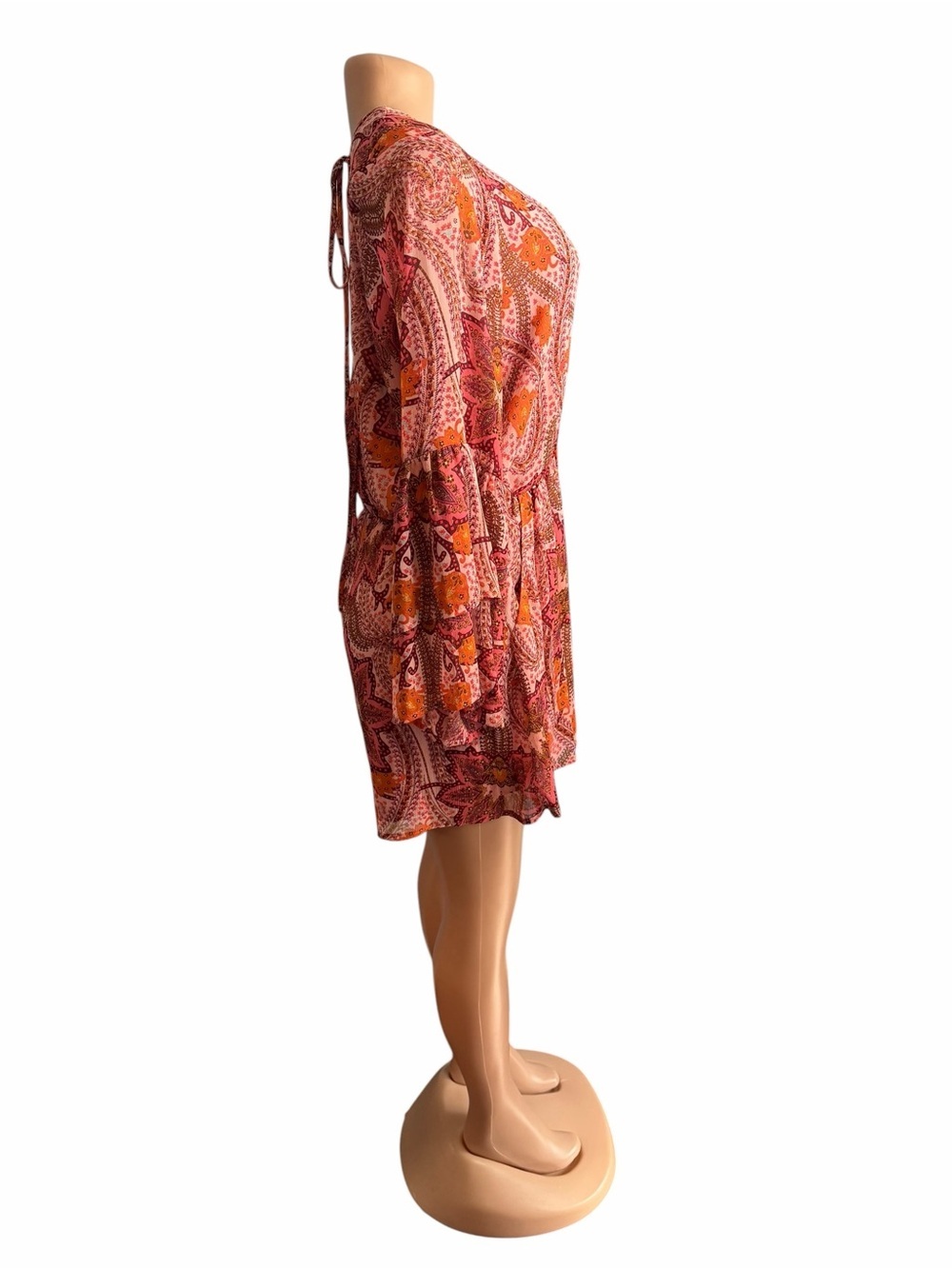3/$30 ☀️ Gianni Bini Wanderlust Pink Orange Paisley Long Sleeve Romper - Picture 7 of 9